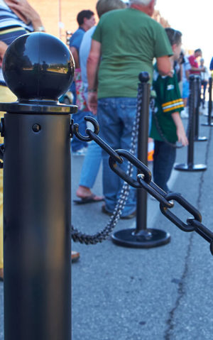 Chain & Stanchions